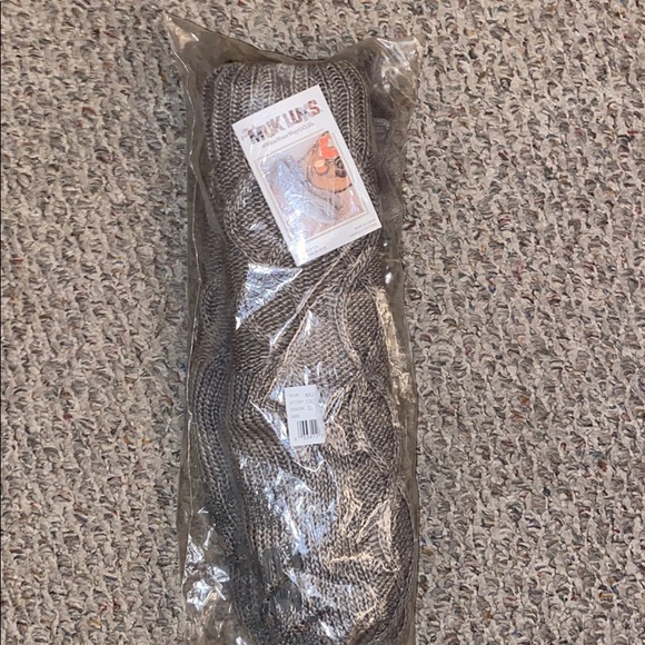 NWT Muk Luks house slippers - Picture 2 of 5